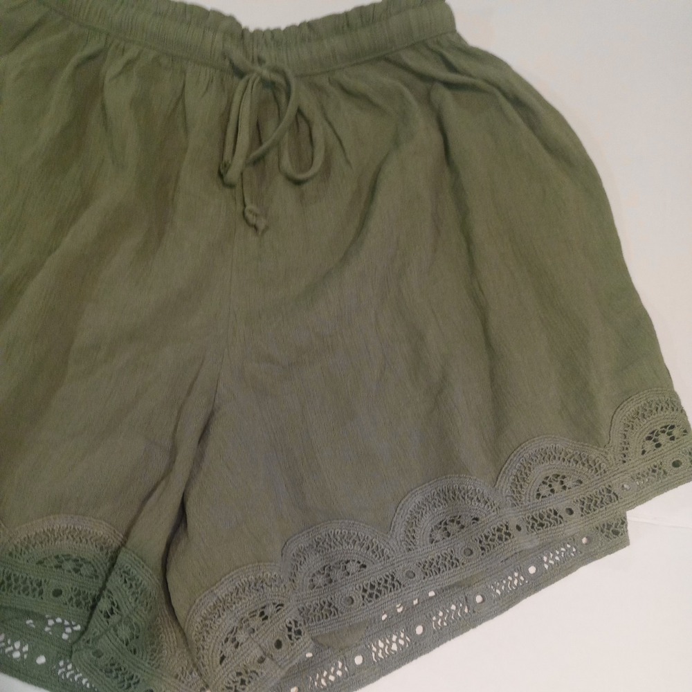 Women's Olive Green Lace Hem Shorts Size Small Elastic Waist Drawstring - Picture 3 of 9